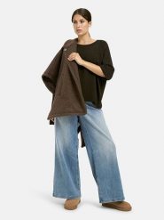 Milano Italy Sweter w kolorze ciemnobrązowym rozmiar: S. Brązowe swetry klasyczne damskie Milano Italy, s, z kaszmiru, bez kołnierzyka. Za 173.99 zł.