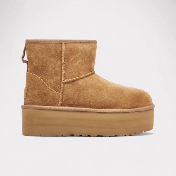 UGG Boot Classic Mini Platform Chestnut. Brązowe kalosze damskie Ugg, bez wzorów. Za 843.21 zł.