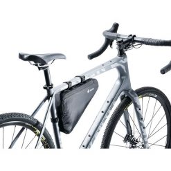 Torba sakwa rowerowa na ramę Deuter TRIANGLE BAG 2,2 L. Czarne torebki klasyczne damskie Deuter, bez wzorów, bez dodatków. Za 99.99 zł.
