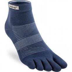 Skarpetki Injinji Lightweight Mini-Crew. Czarne skarpetki męskie Injinji, bez wzorów, ze skóry. Za 133.00 zł.