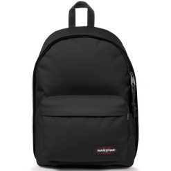 Dorosły plecak komfortowy Eastpak Out Of Office, czarny. Czarne plecaki damskie Eastpak, bez wzorów. W wyprzedaży za 209.00 zł.