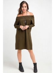 Milan Kiss Sukienka w kolorze khaki rozmiar: S. Brązowe sukienki damskie Milan Kiss, na co dzień, s, bez wzorów, bez kołnierzyka, bez ramiączek, midi, proste. Za 56.99 zł.