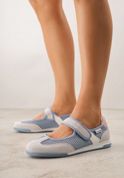 Niebieskie Tenisówki w Stylu Balerinek z Napisem Emitanela. Niebieskie trampki i tenisówki damskie Born2be, bez wzorów, z jeansu. Za 89.99 zł.