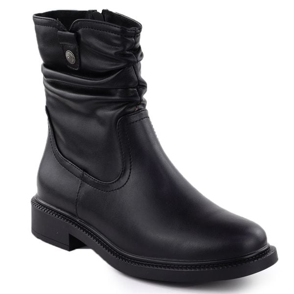 Skórzane botki damskie marszczona cholewka czarne Sergio Leone BT25722. Czarne botki damskie Sergio Leone, ze skóry, bez obcasa, bez zapięcia. Za 219.99 zł.