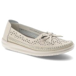 Półbuty damskie Vinceza, cholewka ze skóry naturalnej licowej z ażurową perforacją wsuwany fason z ozdobną kokardą, beżowe, 95390. Brązowe półbuty damskie VINCEZA, w ażurowe wzory, ze skóry, bez obcasa, na płaskiej podeszwie. Za 127.90 zł.