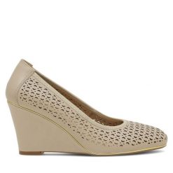 Półbuty Lasocki. Brązowe półbuty damskie Lasocki, bez wzorów, bez obcasa, na koturnie. Za 279.99 zł.