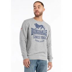 Bluza z okrągłym dekoltem, regularny krój Lonsdale Noss. Niebieskie bluzy bez kaptura męskie Lonsdale, xl, z bawełny. Za 212.50 zł.
