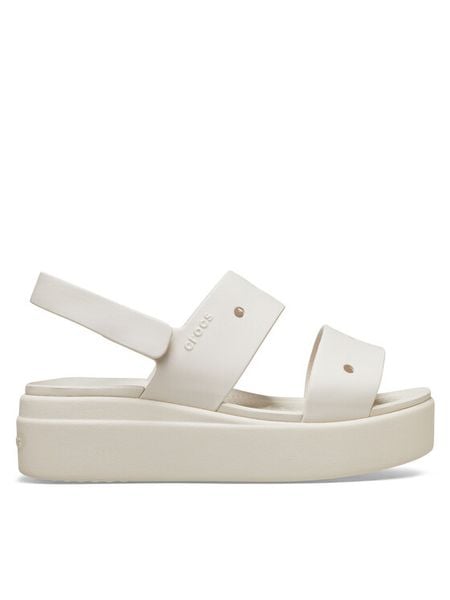 Crocs Sandały Brooklyn 4U 210676 Beżowy. Brązowe sandały damskie Crocs, bez wzorów, z tworzywa sztucznego, bez obcasa, na płaskiej podeszwie. Za 259.99 zł.
