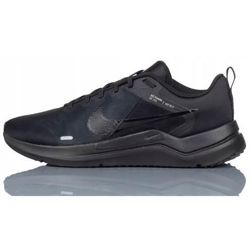 Buty do chodzenia męskie Nike DD9293. Czarne buty sportowe na co dzień męskie Nike, z materiału, bez zapięcia, trekkingowe, nike downshifter. Za 307.00 zł.