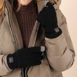 Rękawiczki termoaktywne Heatkeeper damskie z I-Touch czarne. Czarne rękawiczki damskie HEAT KEEPER, bez wzorów. Za 120.99 zł.