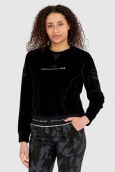 AERONAUTICA MILITARE Czarna welurowa bluza damska z wieloma zdobieniami. Czarne bluzy bez kaptura damskie AERONAUTICA MILITARE, s, z bawełny. W wyprzedaży za 559.99 zł.