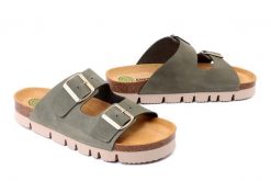 DR. BRINKMANN 700921-07 grun, klapki damskie. Zielone klapki damskie Dr. Brinkmann, bez wzorów, ze skóry, bez obcasa. Za 229.42 zł.