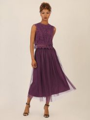 APART Spódnica tiulowa w kolorze fioletowym rozmiar: 38. Różowe spódniczki damskie Apart, bez wzorów, z tiulu, z podwyższonym stanem, maxi. Za 252.99 zł.