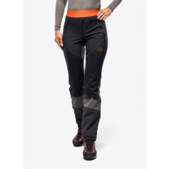 Spodnie skiturowe damskie La Sportiva Kyril Pant. Czarne spodnie dresowe damskie La Sportiva, bez wzorów, sportowe. Za 650.99 zł.