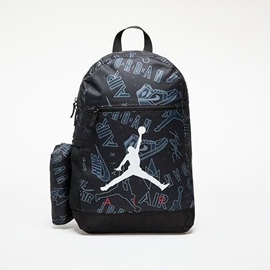 Plecak szkolny Air Jordan School Backpack z piórnikiem 9B0503-KR5. Czarne plecaki damskie Jordan, bez wzorów. Za 320.85 zł.
