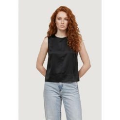 Stanik opaska Kobieta ONLY Onldorsi Aris Sl Loose Top Wvn Cc. Czarne biustonosze sportowe damskie Only, xs, bez wzorów, z wiskozy, bez ramiączek. Za 155.60 zł.