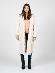 Guess Płaszcz Futrzany | W1BL54WE310 | Kobieta | Biały. Białe płaszcze damskie Guess, s, z aplikacjami, z futra. W wyprzedaży za 789.00 zł.