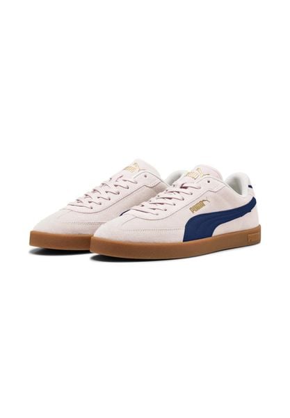 Buty PUMA Club II Era Zamsz Różowy. Czerwone buty sportowe na co dzień damskie Puma, bez wzorów, z gumy. Za 301.95 zł.