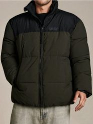 Pikowana kurtka puffer - khaki. Brązowe kurtki męskie Sinsay, l, bez wzorów, bez kaptura. Za 139.99 zł.