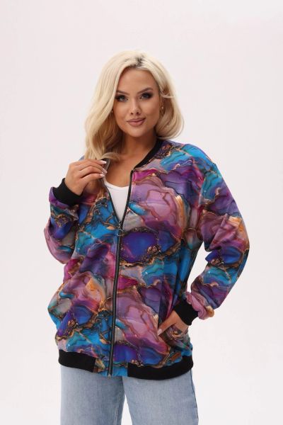 Kurtka bomberka Kolorowy Marmur we wzór marmurowej tafli w odcieniach fioletu i z czarnymi ściągaczami PLUS SIZE XXL OVERSIZE JESIEŃ. Czarne kurtki damskie Moda Size Plus Iwanek, na jesień, plus size, bez wzorów, z bawełny, bez kaptura. Za 269.90 zł.