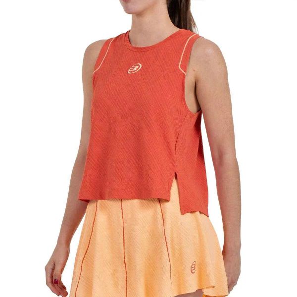 T-shirt Bullpadel Amalia Woman. Brązowe t-shirty damskie bullpadel, l, bez wzorów, z nylonu, bez kołnierzyka. Za 174.65 zł.