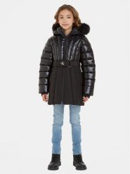 Calvin Klein Jeans Kurtka zimowa IG0IG02242 Czarny Regular Fit. Czarne spodnie dziewczęce Calvin Klein Jeans, z jeansu. Za 939.99 zł.