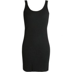 Sukienka damska The People Rep. Romina Czarna. Czarne sukienki damskie WE THE PEOPLE, s, bez wzorów, prążkowane, eleganckie, bez kołnierzyka, bez ramiączek, sportowe. Za 169.99 zł.