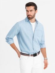 Jeansowa męska koszula z haftowaną kieszonką – jasnoniebieska V1 OM-SHDS-0181 - XXL. Niebieskie koszule męskie Ombre Clothing, l, z aplikacjami, z denimu, bez kołnierzyka, bez ramiączek. Za 125.99 zł.