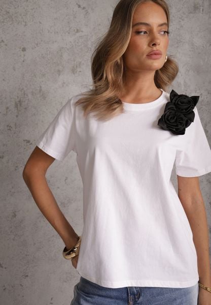 Biało-Czarny Bawełniany T-shirt o Klasycznym Kroju z Kwiatowymi Aplikacjami 3D Morgane. Białe t-shirty damskie Renee, l, z aplikacjami, z bawełny, bez kołnierzyka. Za 49.99 zł.