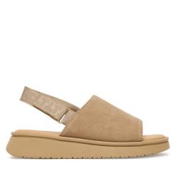 Sandały Tamaris. Brązowe sandały damskie Tamaris, bez wzorów, bez obcasa, na płaskiej podeszwie. Za 369.99 zł.