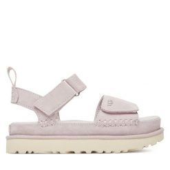 Sandały Ugg. Fioletowe sandały damskie Ugg, bez wzorów, bez obcasa, na płaskiej podeszwie. Za 599.99 zł.