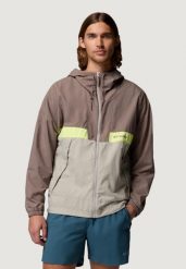 Kurtka Mężczyzna COLUMBIA Spire Valley™ Hooded Windbreaker. Szare kurtki outdoor męskie Columbia, m, bez wzorów, z nylonu, bez kaptura. Za 347.95 zł.
