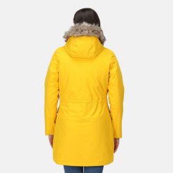 Sabinka Regatta damska trekkingowa kurtka parka przeciwdeszczowa. Brązowe kurtki damskie Regatta, xs, bez kaptura. W wyprzedaży za 349.99 zł.