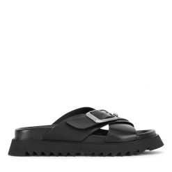 Klapki G-Star Raw. Czarne klapki damskie G-Star Raw, bez wzorów, bez obcasa. Za 399.99 zł.