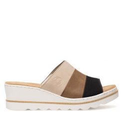 Klapki Rieker. Klapki damskie Rieker, bez wzorów, bez obcasa. Za 269.99 zł.