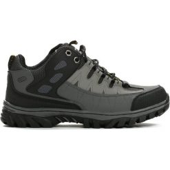 Czarne Trapery Everyday. Czarne buty zimowe męskie Born2be, z okrągłym noskiem, bez zapięcia. Za 79.99 zł.