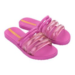 Klapki damskie Ipanema Puffer Slide. Czerwone klapki damskie Ipanema, bez wzorów, bez obcasa. Za 94.99 zł.