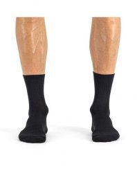 Skarpety rowerowe męskie Sportful Bodyfit Pro 2. Czarne skarpetki męskie SPORTFUL, bez wzorów, z lycry. Za 35.00 zł.