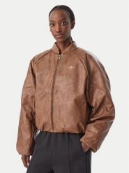Adidas Kurtka z imitacji skóry Sst KR9573 Brązowy Loose Fit. Brązowe kurtki damskie Adidas, s, bez wzorów, ze skóry, bez kaptura. Za 799.99 zł.