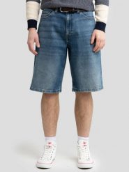 Szorty męskie jeansowe z przetarciami niebieskie Aleksy Workwear 422. Niebieskie szorty męskie Big Star, z denimu, bez kołnierzyka. W wyprzedaży za 119.99 zł.