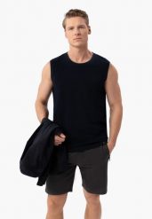 Szorty dresowe M-RISSO. Szare szorty męskie Volcano, z bawełny, bez kołnierzyka. Za 99.99 zł.