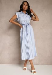 Jasnoniebieska Sukienka Plisowana z Bawełną Ozdobiona Paskiem Lirabelle. Niebieskie sukienki damskie Renee, na co dzień, l, z aplikacjami, z bawełny, eleganckie, bez kołnierzyka, bez ramiączek, maxi, plisowane. W wyprzedaży za 104.99 zł.