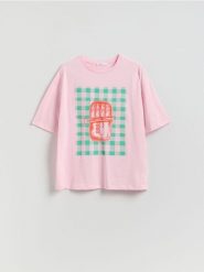 T-shirt z nadrukiem - pastelowy róż. Czerwone t-shirty damskie Reserved, l, bez wzorów, z bawełny, bez kołnierzyka. Za 59.99 zł.