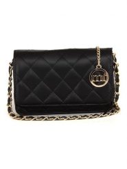 Mia Tomazzi Skórzana torebka "Ailanti" w kolorze czarnym - 19 x 14 x 4 cm rozmiar: onesize. Czarne torebki klasyczne damskie Mia Tomazzi, bez wzorów, z materiału, pikowane, bez dodatków. Za 208.99 zł.