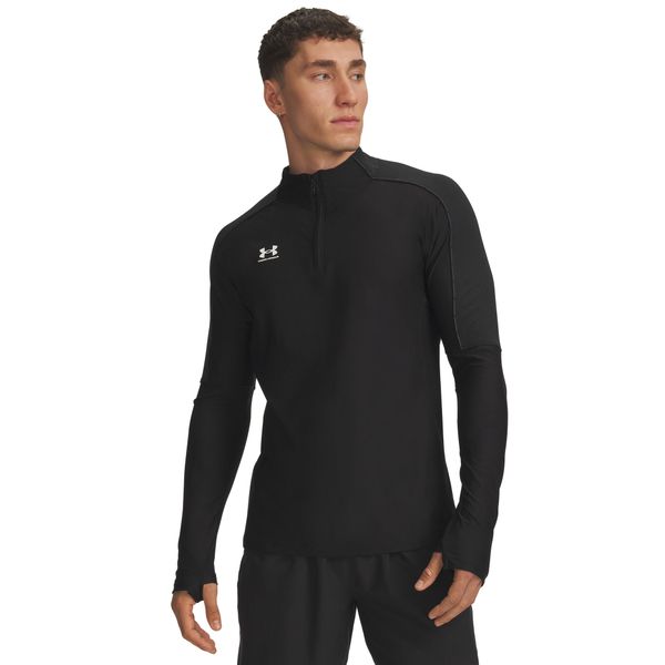 Bluza Under Armour Challenger Pro. Białe bluzy z kapturem męskie Under Armour, m, z materiału. Za 335.00 zł.