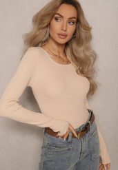Jasnobeżowy Sweter z Wiskozą Ozdobiony Metalicznymi Aplikacjami Malittia. Brązowe swetry klasyczne damskie Renee, na zimę, m, z wiskozy, bez kołnierzyka. Za 84.99 zł.