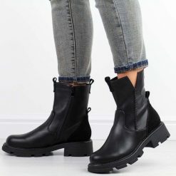 Czarne wysokie botki damskie Potocki 96302. Czarne botki damskie POTOCKI, na jesień, z polaru, eleganckie, z okrągłym noskiem, bez obcasa, bez zapięcia. Za 239.00 zł.