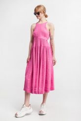 Sukienka EMPORIO ARMANI. Sukienki damskie Emporio Armani, bez wzorów, bez kołnierzyka, bez ramiączek. W wyprzedaży za 1,136.22 zł.