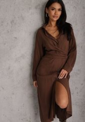 Brązowa Koszulowa Sukienka z Wiskozy z Asymetrycznym Drapowaniem i Guzikiem Hetasa. Brązowe sukienki damskie Renee, na co dzień, l, bez wzorów, z wiskozy, eleganckie, z asymetrycznym kołnierzem, bez ramiączek, asymetryczne. Za 129.99 zł.