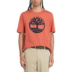 T-Shirt Kennebec River Tree Logo Rozmiar M Pomarańczowy - TB0A2C2REI4. Brązowe t-shirty męskie Timberland, m, bez wzorów, z bawełny, bez kołnierzyka. W wyprzedaży za 109.70 zł.